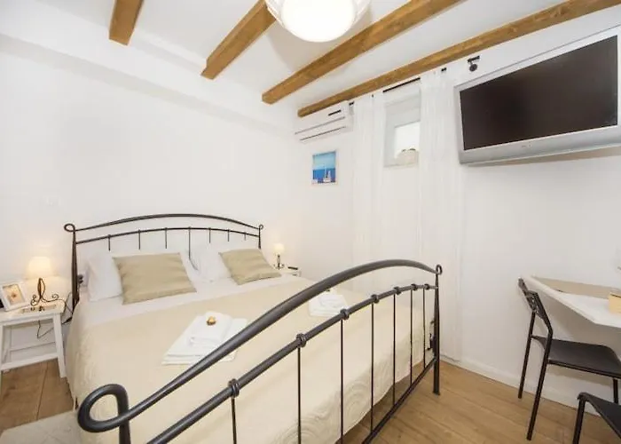 Stone Elegance St - Rudula Split